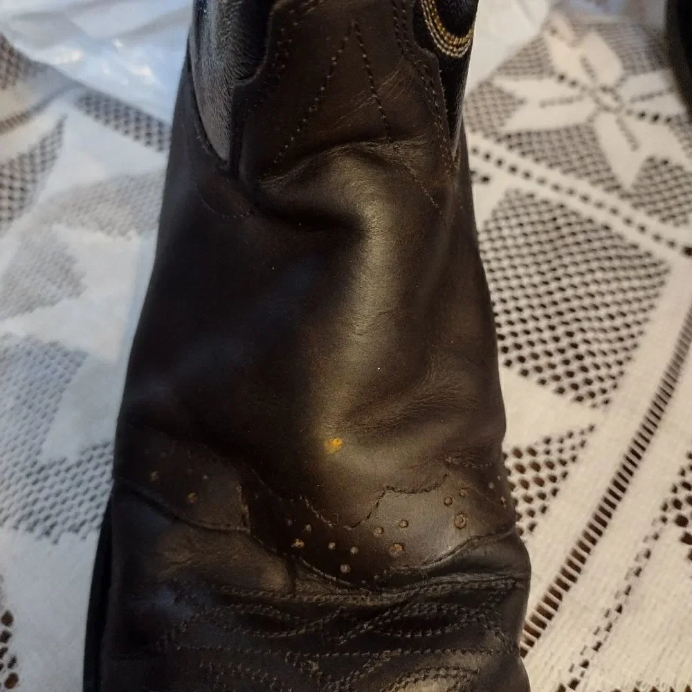 Old West cowboy boots